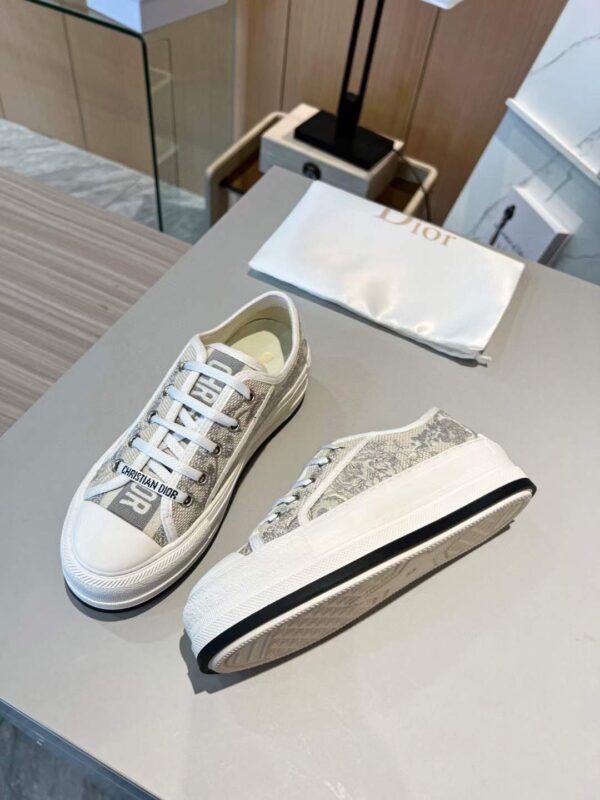 Walk'n'Dior Sneaker - Image 2