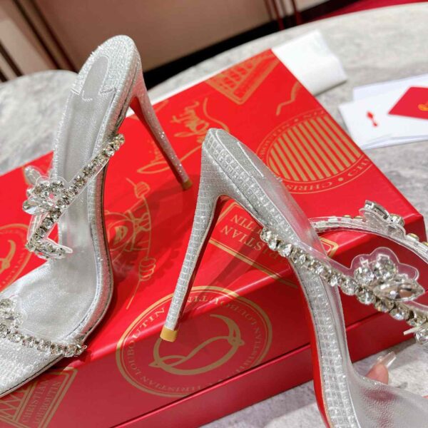 Christian Louboutin Just Queen - Image 3