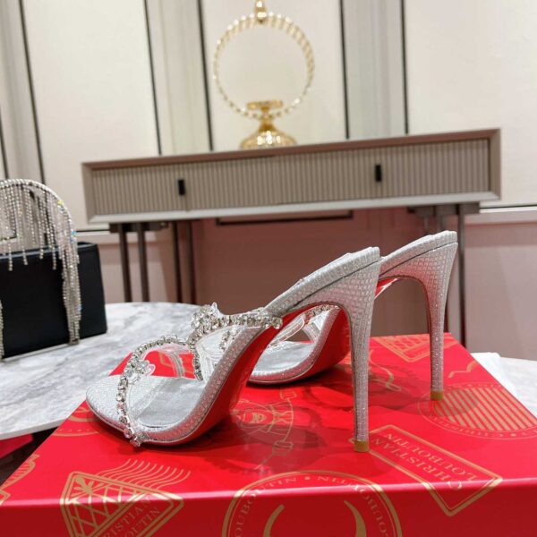 Christian Louboutin Just Queen - Image 6