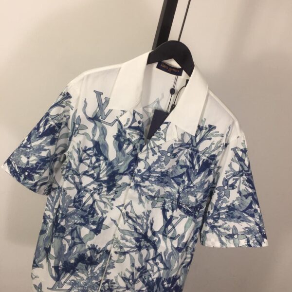 Louis Vuitton LV Graphic Short-Sleeved Cotton Shirt - Image 7